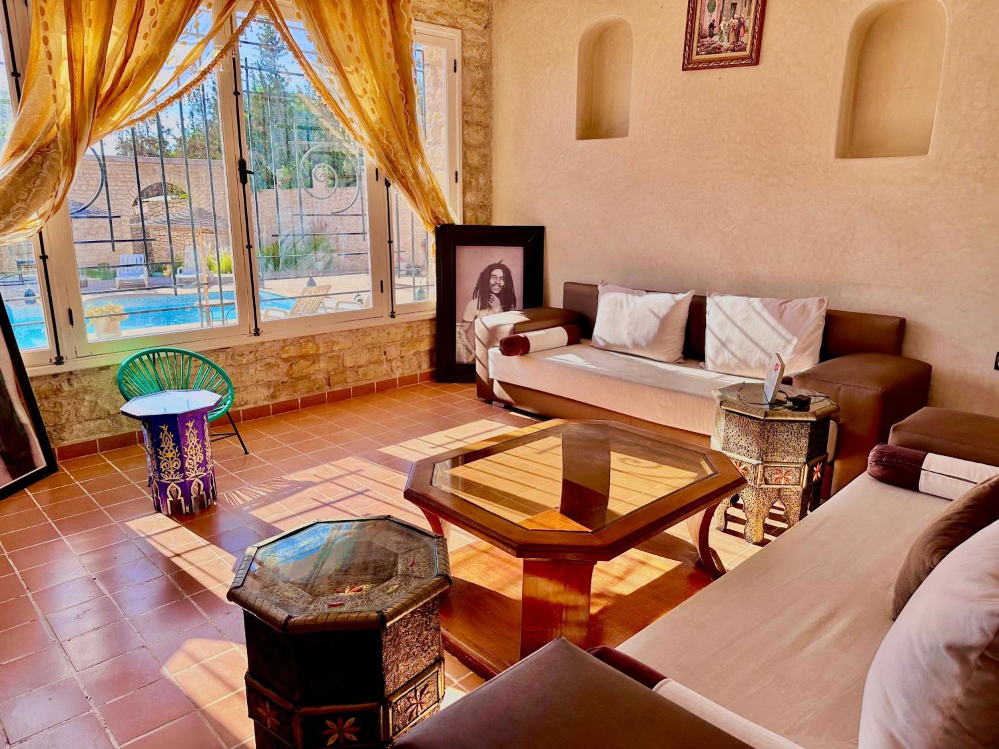 Quiet Oasis Luxury Stone With Panoramic Views Near Villa *