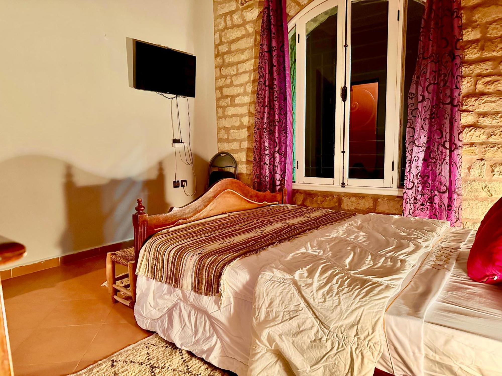Quiet Oasis Luxury Stone With Panoramic Views Near Villa