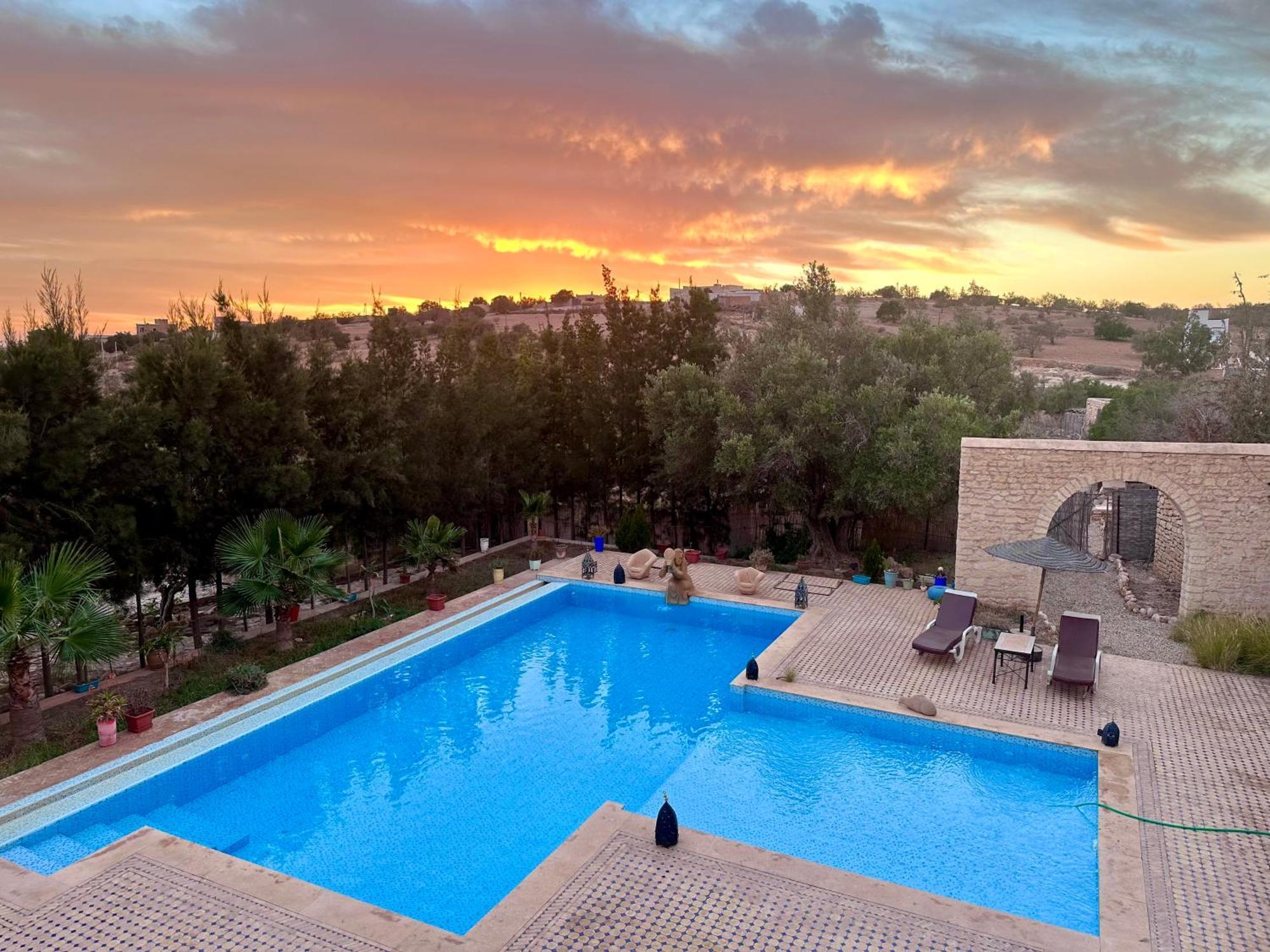 Quiet Oasis Luxury Stone With Panoramic Views Near Villa