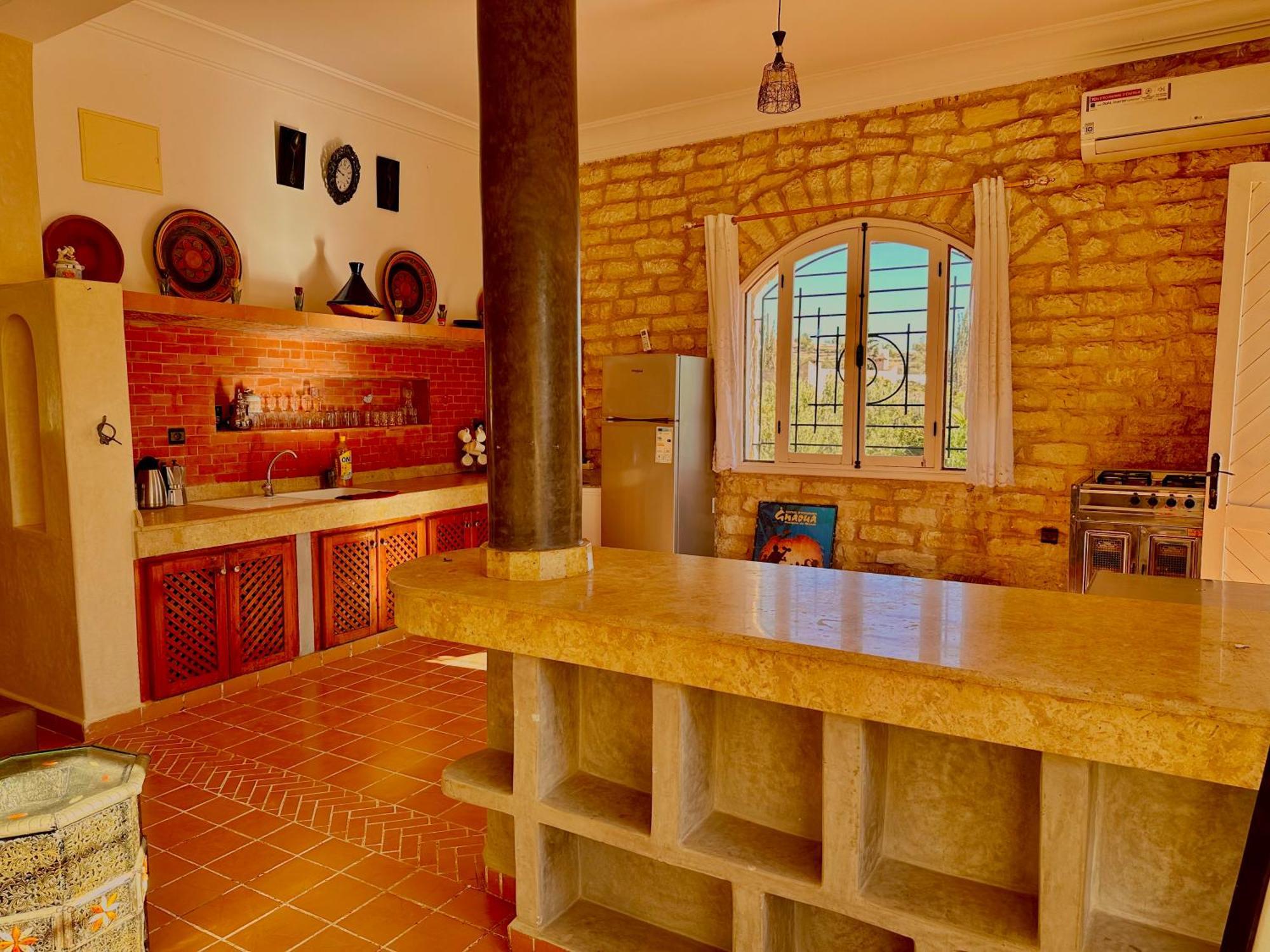 Quiet Oasis Luxury Stone With Panoramic Views Near *