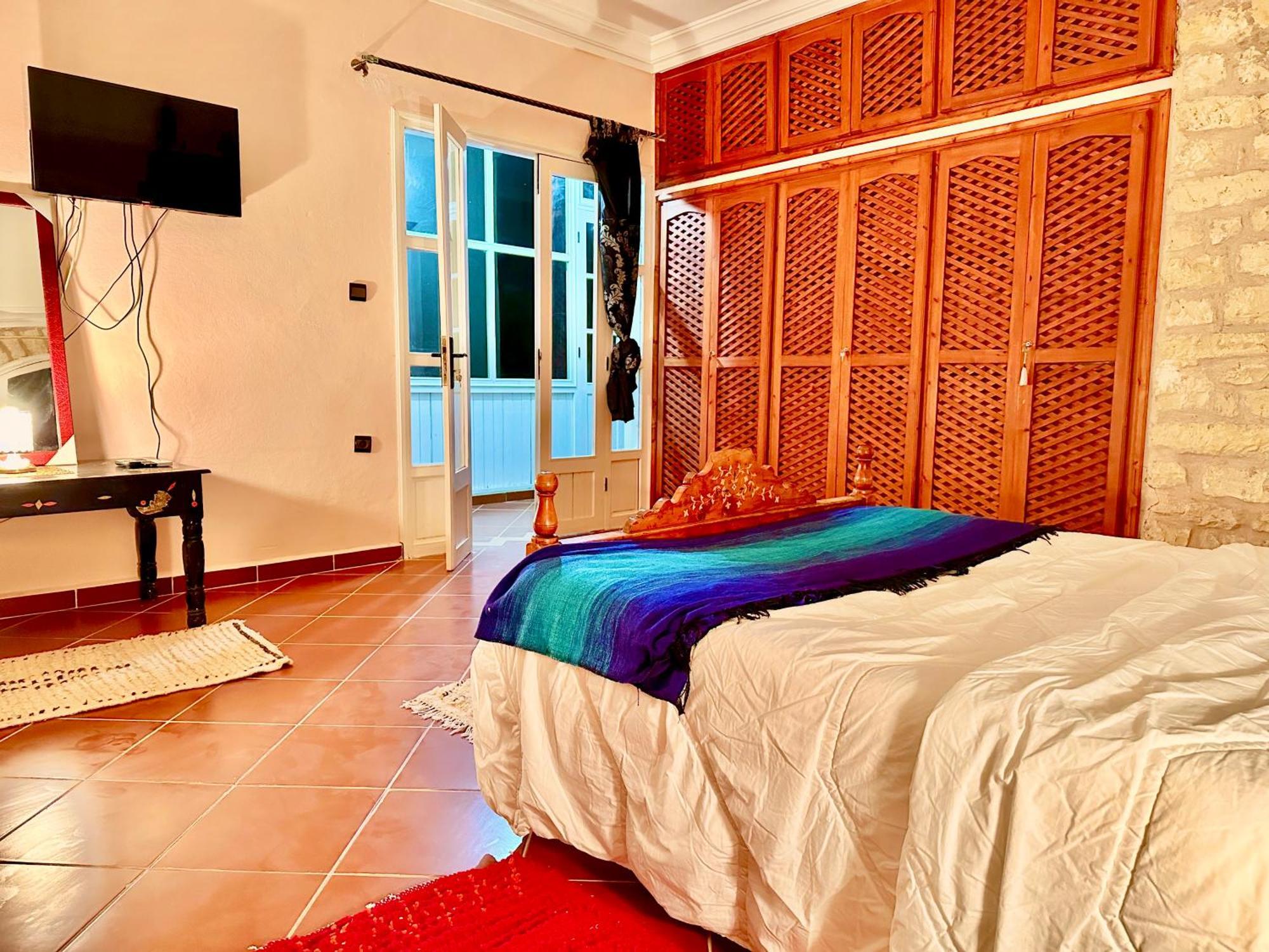 Quiet Oasis Luxury Stone With Panoramic Views Near